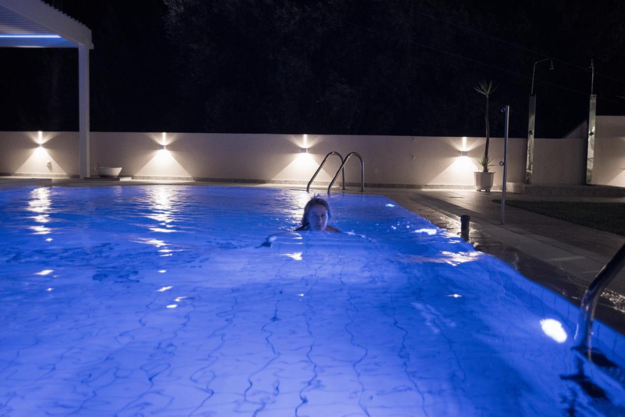Oasis Hotel Perigiali Dış mekan fotoğraf