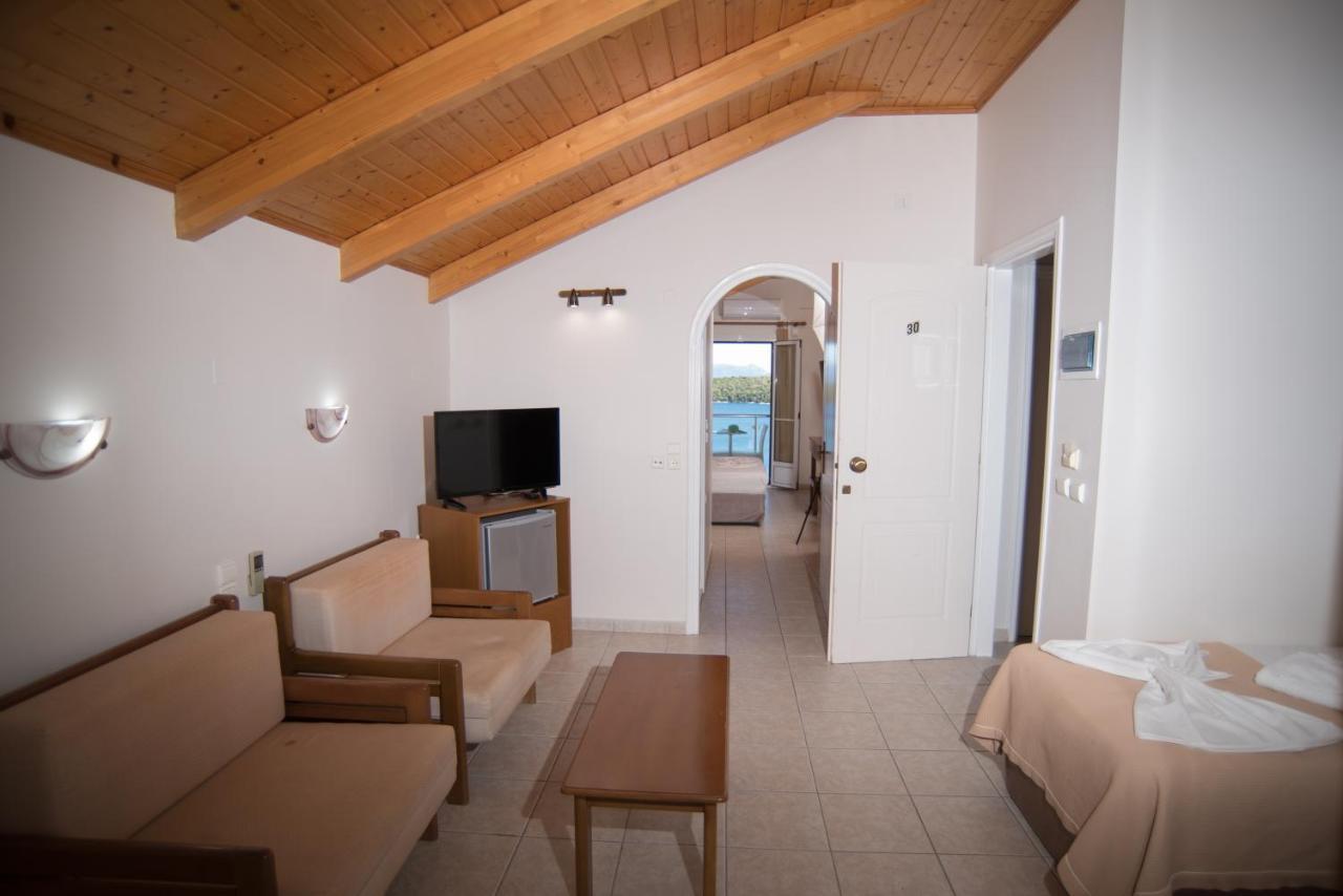 Oasis Hotel Perigiali Dış mekan fotoğraf