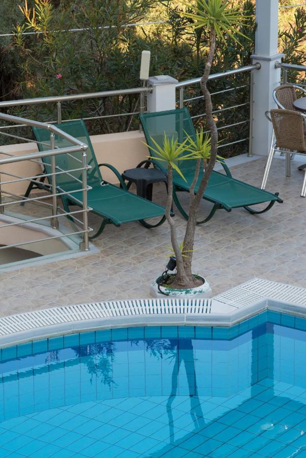 Oasis Hotel Perigiali Dış mekan fotoğraf