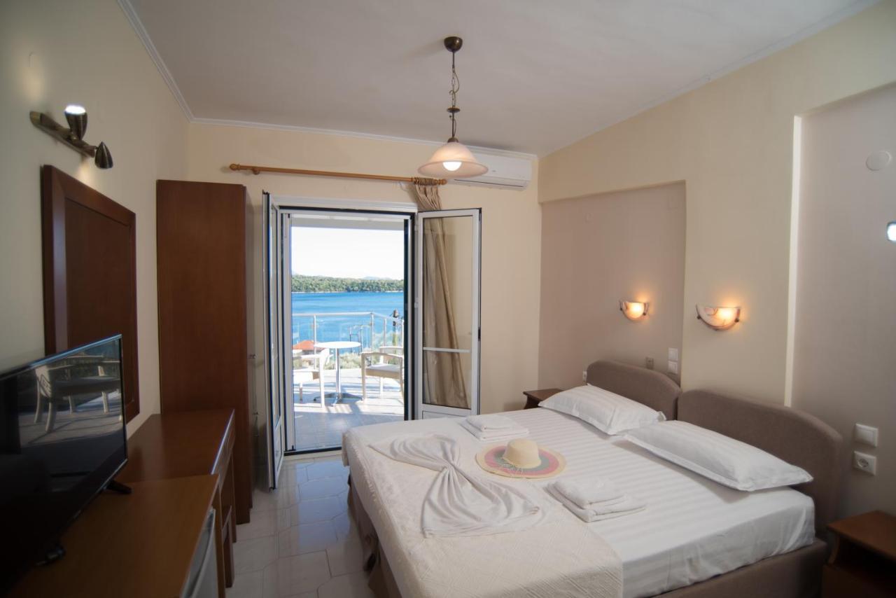 Oasis Hotel Perigiali Dış mekan fotoğraf